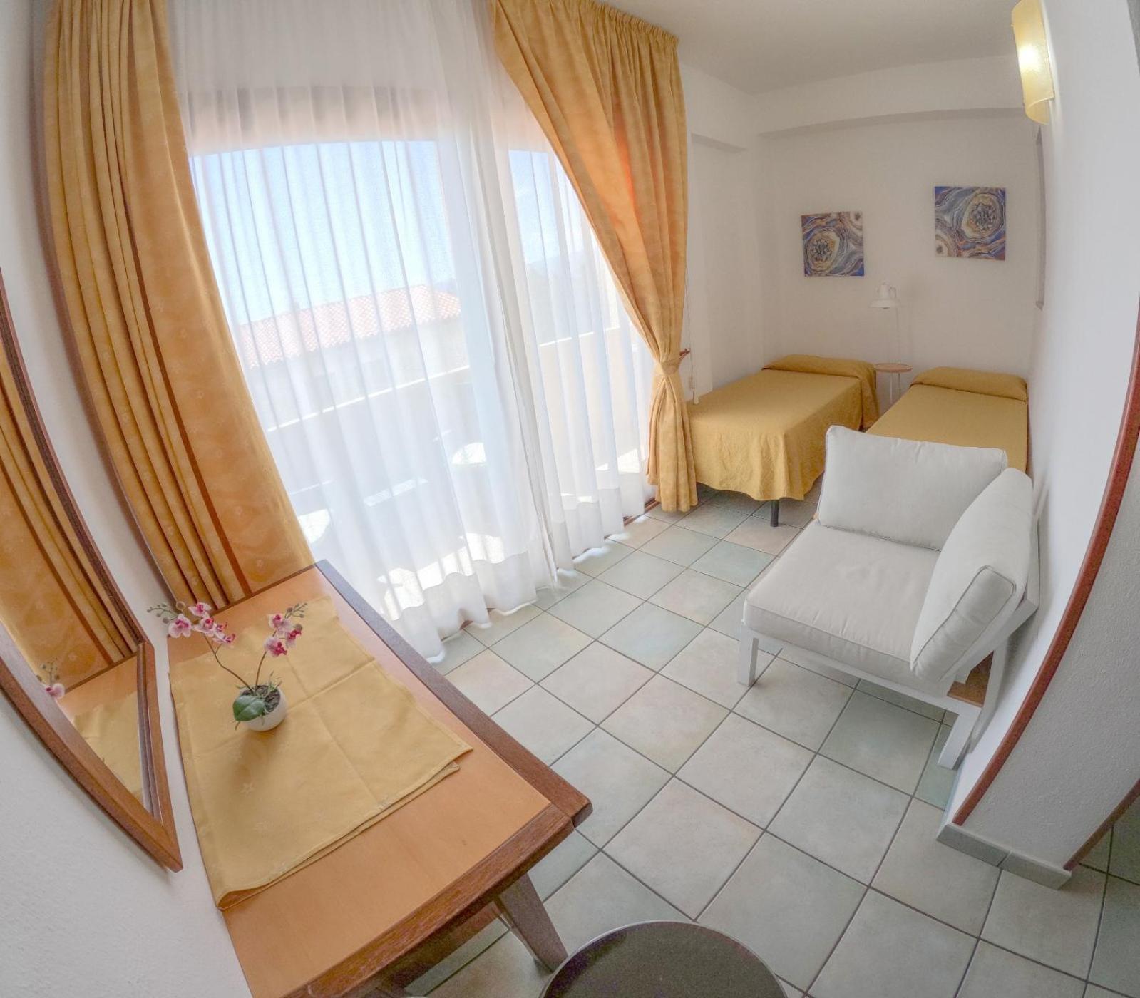 Hotel La Playa Cala Gonone Exterior photo